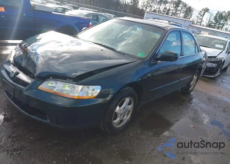 1999 Honda Accord Ex z USA, uszkodzony, nr VIN 1HGCG6679XA006627
